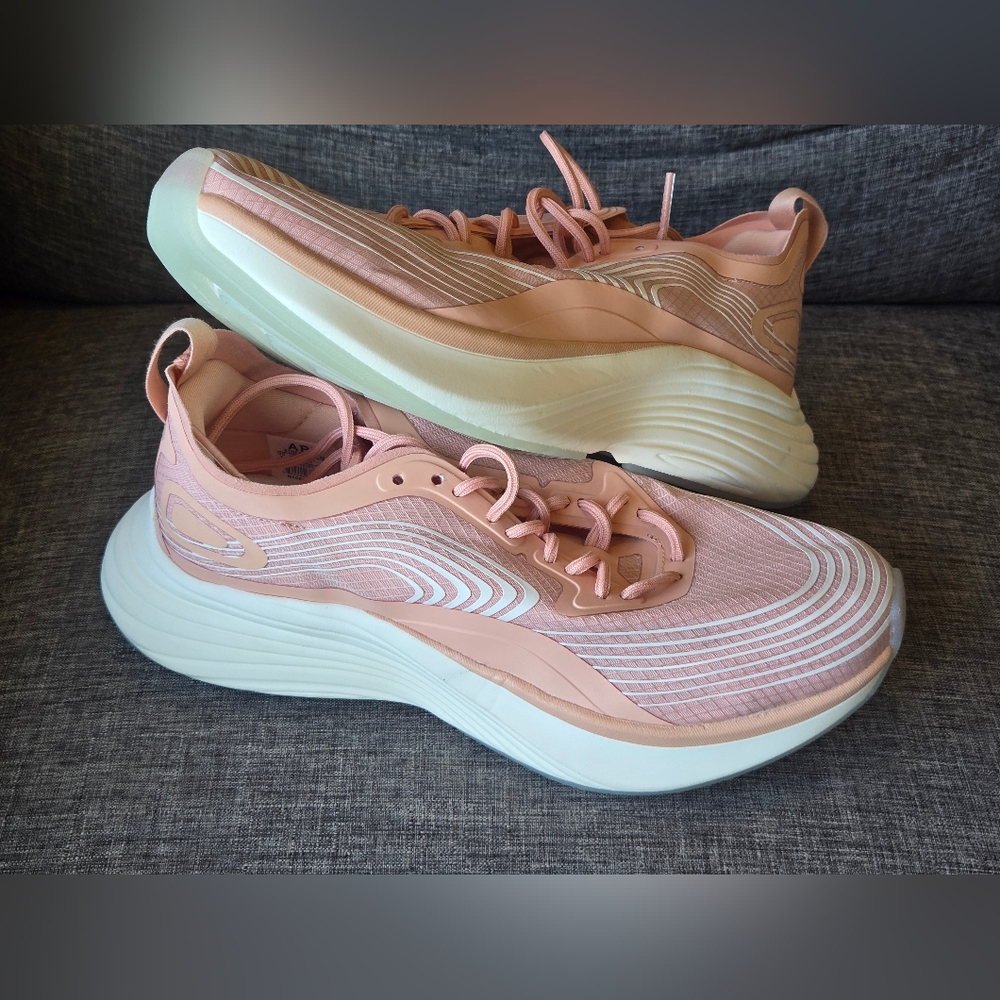 Women’s APL Streamline Running Shoes size 7